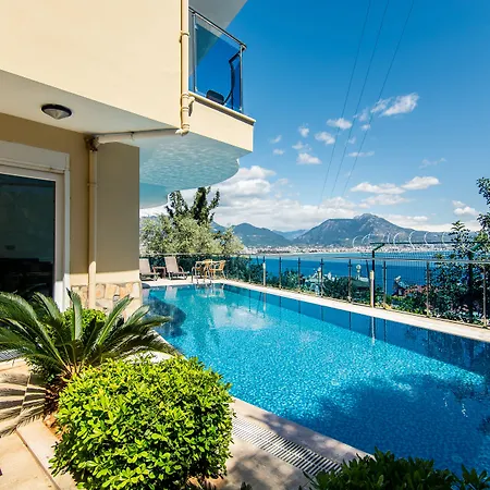 Lemon (adults Only) Hotel