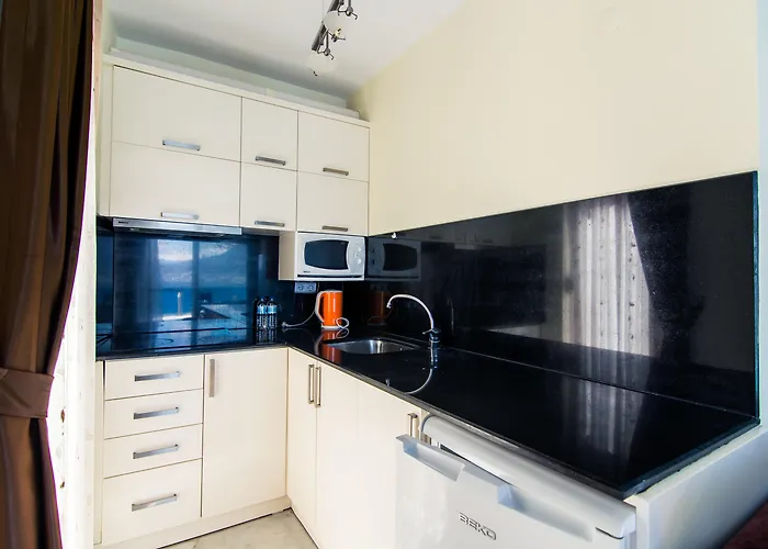 Lemon (adults Only) Alanya